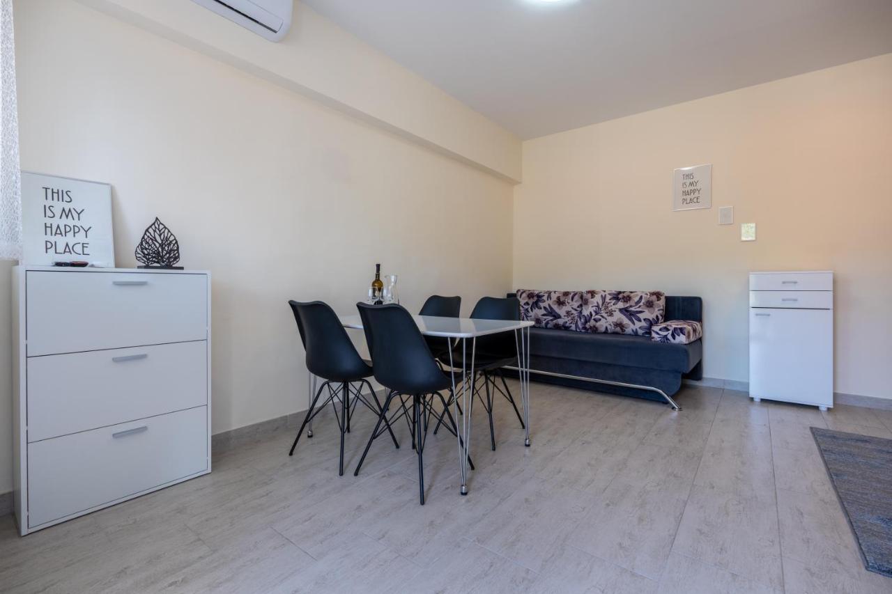 Apartments Nico เนอุม ภายนอก รูปภาพ